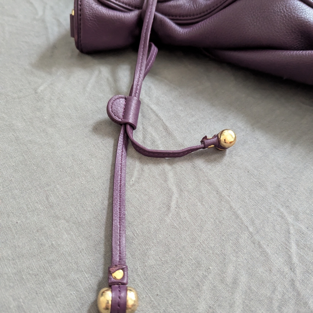Isaac Mizrahi Purple Shoulder Bag with Slouchy Design - Picture 6 of 11
